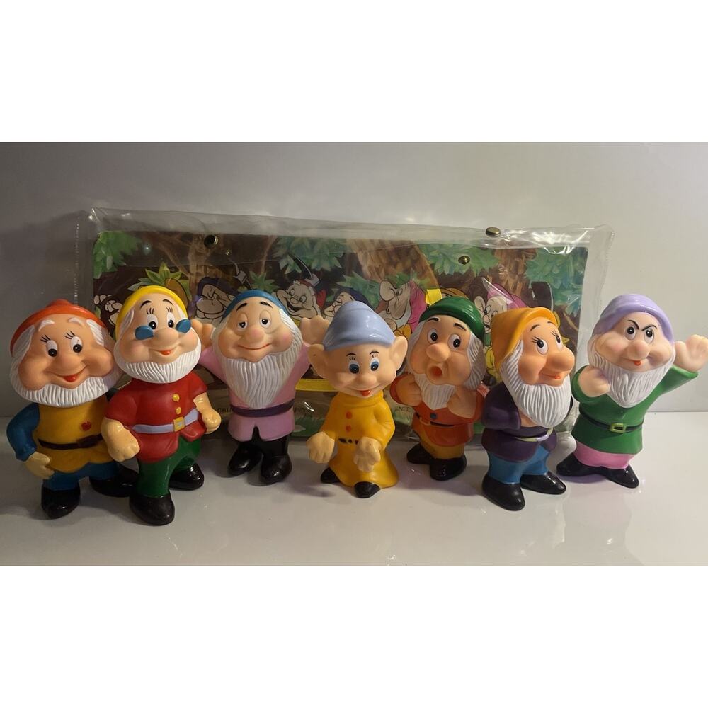 Vintage Disney Snow White & The Seven Dwarfs 5" Rubber Bath Toys Set w/ Case,